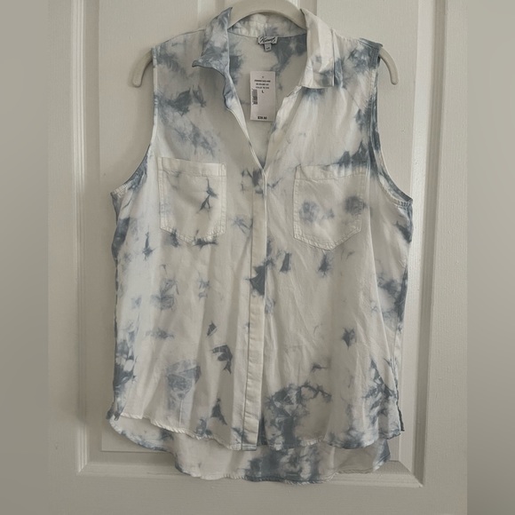 Kismet Tops - Kismet Button down tie dye blouse NWT